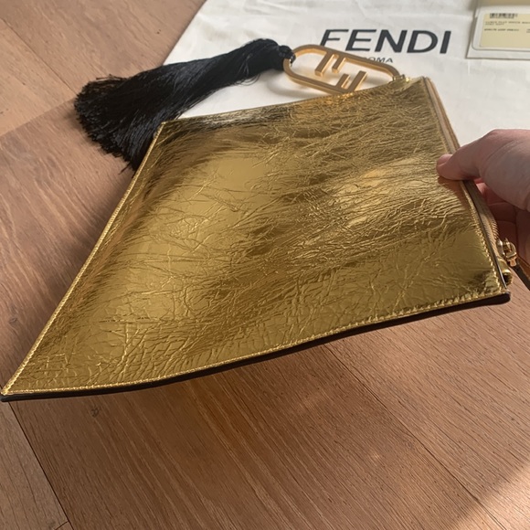 Fendi Envelope gold leather clutch - Picture 7 of 11